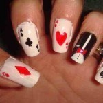 بالصور رسم مانيكير الأظافر على شكل كروت الكوتشينة