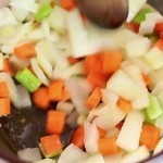 شوربة الخضار بـ ٣ وصفات مختلفة