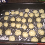 طريقة عمل خلية النحل بحشو الجبنة بالصور