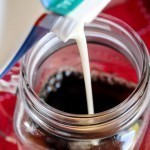 طريقة عمل القهوة المثلجة بالصور