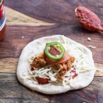 كور بيتزا السجق والببرونى