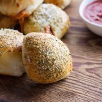 كور بيتزا السجق والببرونى