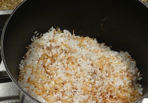 عمل فتة اللحمة والأرز علي الطريقة المصرية بالصور عمل فتة اللحمة والأرز علي الطريقة المصرية بالصور