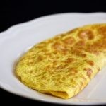 وصفة عمل الأومليت المحشو بالمشروم بالصور