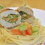 فراخ رول بالطماطم والريحان بالصور