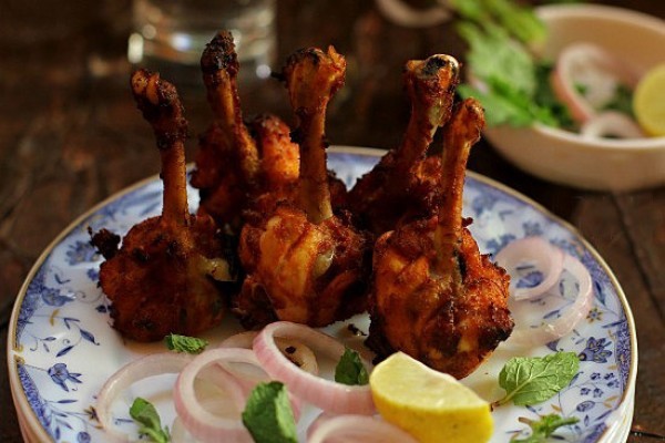 وصفة اجنحة الدجاج الحارة بالصور