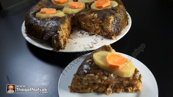 طريقة عمل كيكة ورق العنب بالصور والفيديو