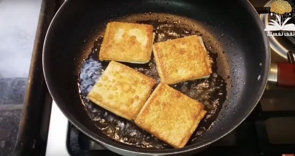 السمبوسك الحلوة بالجبن الكريمي