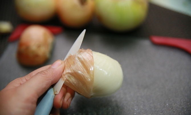 كيفية التنظيف بمنتجات طبيعية للحماية من أخطار المواد الكميائية في المنظفات