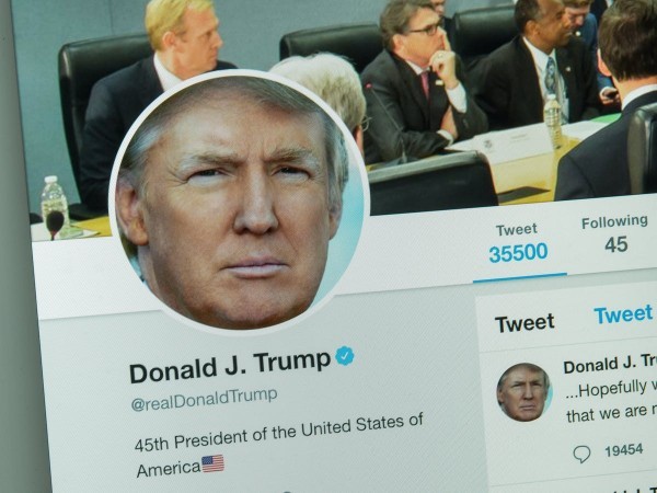 دونالد ترامب ظاهرة وسائل التواصل الاجتماعي التي لم يسبق لها مثيل أبداً دونالد ترامب ظاهرة وسائل التواصل الاجتماعي التي لم يسبق لها مثيل أبداً