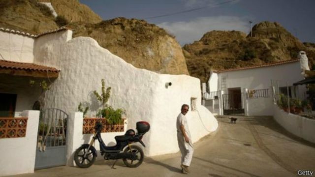 مدن خلابة من صنع الطبيعة - BBC News عربي مدن خلابة من صنع الطبيعة - BBC News عربي