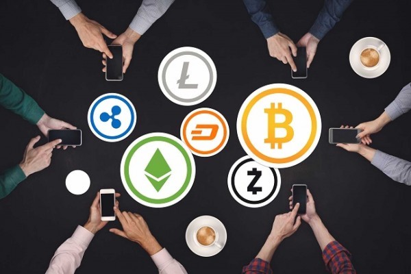 ما الفرق بين تداول العملات الرقمية وتداول الأسهم وأيهما أفضل؟ ما الفرق بين تداول العملات الرقمية وتداول الأسهم وأيهما أفضل؟