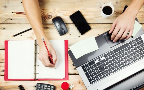 كيفية تصميم الشعار بأقل التكاليف… إن لم يكن مجانًا! كيفية تصميم الشعار بأقل التكاليف… إن لم يكن مجانًا!