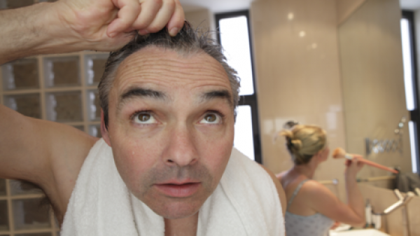 الكشف عن "عصير طبيعي" يحفز نمو الشعر خلال أسبوعين من الاستخدام!