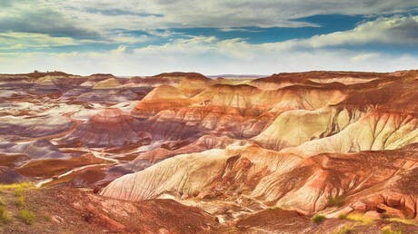 كيف صدأت الصخور على الأرض وتحولت إلى اللون الأحمر؟