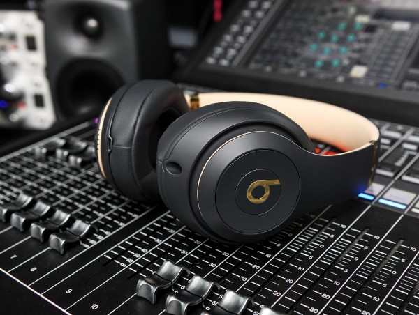 تعرّف على قصة نجاح عملاق الصوتيات العالمي Beats by Dre تعرّف على قصة نجاح عملاق الصوتيات العالمي Beats by Dre
