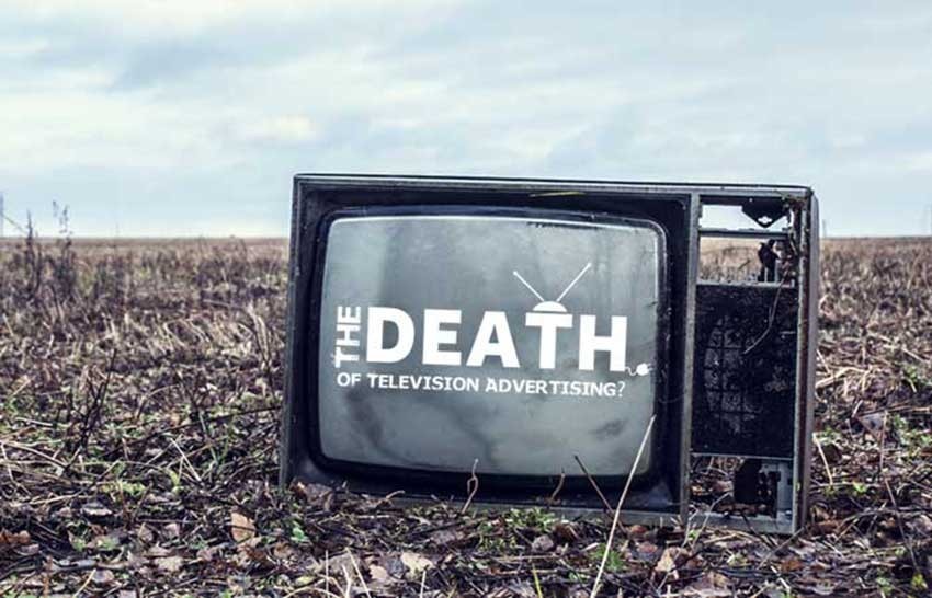 هل انتهى حقًا عصر الإعلانات التجارية التقليدية؟!