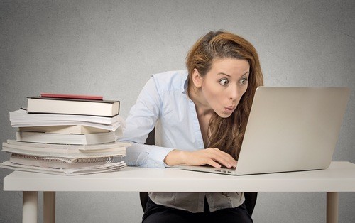 10 أسئلة عليك الإجابة عليها قبل مشاركة أو تصديق خبر على الإنترنت! 10 أسئلة عليك الإجابة عليها قبل مشاركة أو تصديق خبر على الإنترنت!