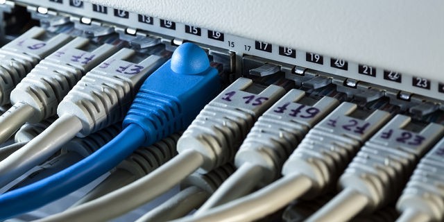 تعرف على أجهزة ربط الشبكات Hub و Switch و Router وأهم الفروق بينهم؟ تعرف على أجهزة ربط الشبكات Hub و Switch و Router وأهم الفروق بينهم؟