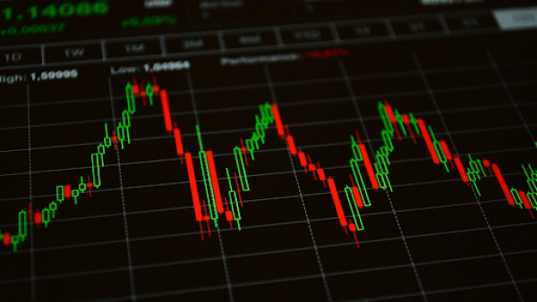 دليلك المختصر والشامل إلى سوق الأسهم الأمريكية للمبتدئين.. تداول بثقة من البداية وحتى الاحتراف! دليلك المختصر والشامل إلى سوق الأسهم الأمريكية للمبتدئين.. تداول بثقة من البداية وحتى الاحتراف!