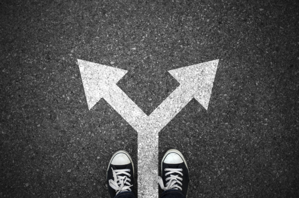 مواقف صعبة وخيارات أصعب؟ حسنًا، هذه النصائح ستساعدك على اتخاذ القرار الأصوب مواقف صعبة وخيارات أصعب؟ حسنًا، هذه النصائح ستساعدك على اتخاذ القرار الأصوب