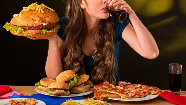 كآبة الأعياد: عندما لا يكون العيد سعيدًا كآبة الأعياد: عندما لا يكون العيد سعيدًا