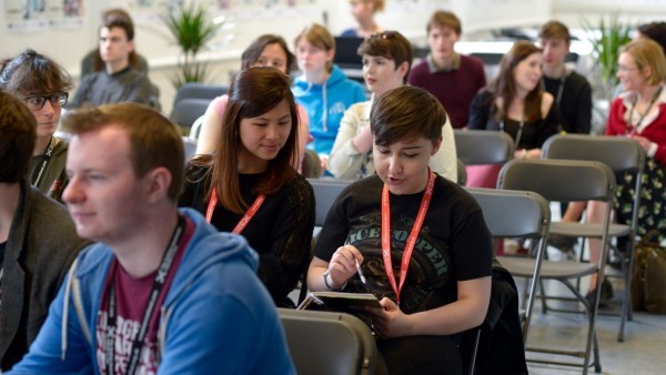 مُعـانـاة السنة الأولى للمبرمج العربي !