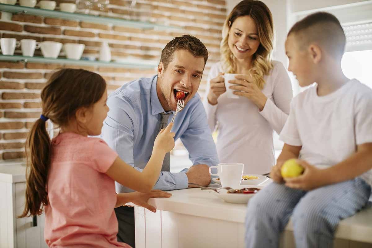 ما الذي يجعل الحياة رائعة؟ الجواب من دراسة استمرت لـ 75 عامًا! ما الذي يجعل الحياة رائعة؟ الجواب من دراسة استمرت لـ 75 عامًا!