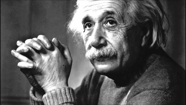 خذ الحكمة من أفواه العلماء: 51 اقتباس من أقوال أينشتاين خذ الحكمة من أفواه العلماء: 51 اقتباس من أقوال أينشتاين