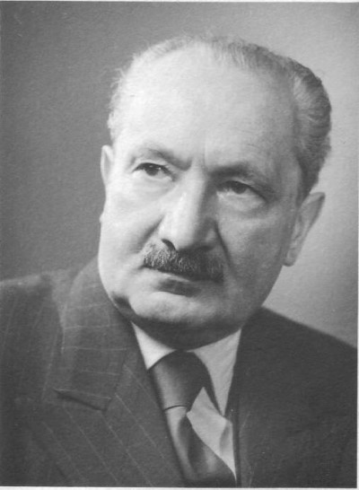 ماهو الأدب الوجودي، وأين نحن من هذا الأدب؟! ماهو الأدب الوجودي، وأين نحن من هذا الأدب؟!