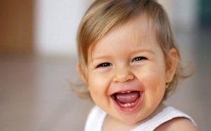 عشر فوائد للضحك عشر فوائد للضحك