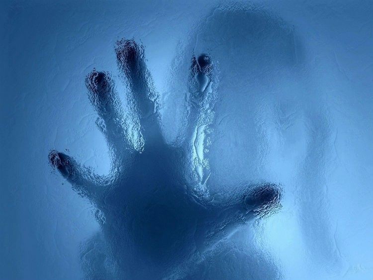 ماذا يحدث لأجسامنا في الفضاء دون بدلة؟ ماذا يحدث لأجسامنا في الفضاء دون بدلة؟