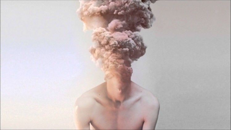 ماذا يحدث لأجسامنا في الفضاء دون بدلة؟ ماذا يحدث لأجسامنا في الفضاء دون بدلة؟
