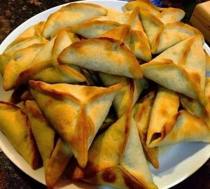 فطائر السبانخ بالسماق فطائر السبانخ بالسماق