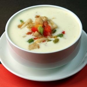 طريقة عمل شوربة فواكه البحر الجاهزة طريقة عمل شوربة فواكه البحر الجاهزة