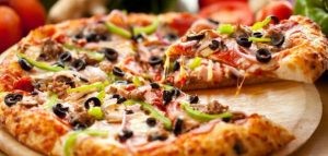 طريقة عمل البيتزا الايطالية بالصور خطوة خطوة طريقة عمل البيتزا الايطالية بالصور خطوة خطوة