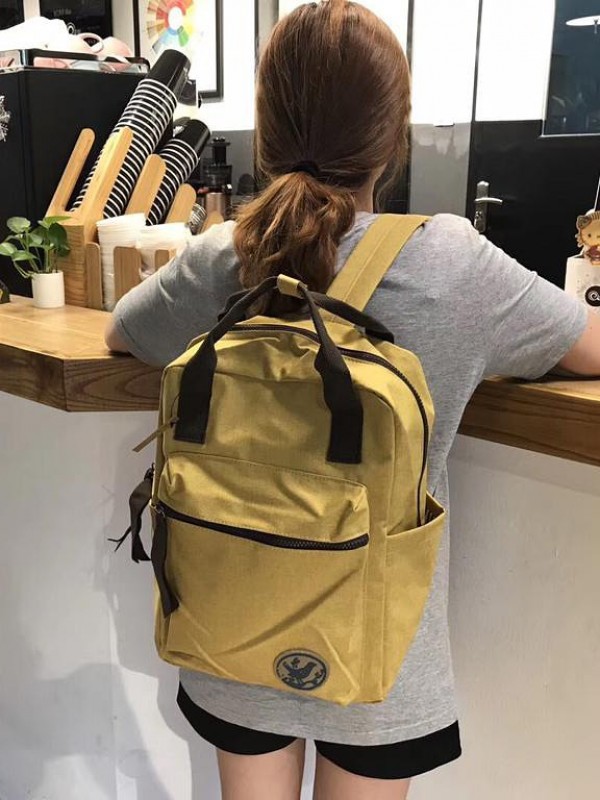 تفسير حلم حقيبة الظهر للعزباء