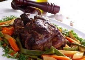 اكلات شرقية باللحم اكلات شرقية باللحم