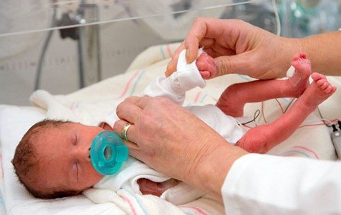 صفراء المواليد … لماذا تحدث و كيفية العلاج منها صفراء المواليد … لماذا تحدث و كيفية العلاج منها