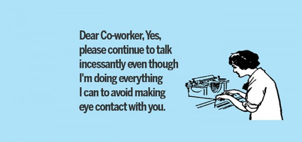 كيفية التعامل مع زملاء العمل المنافقين