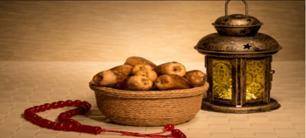 ما أسرار الإفطار على ” التمر “