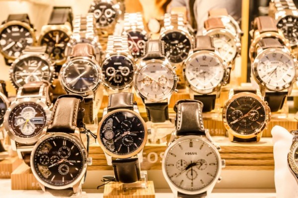 اسماء ماركات الساعات اليابانية