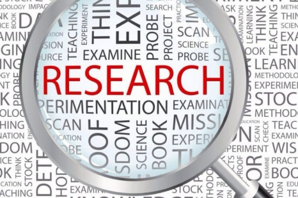 مقارنة بين البحث النظري والبحث التطبيقي