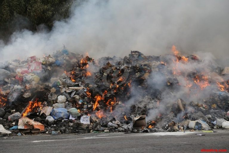 مخاطر حرق النفايات