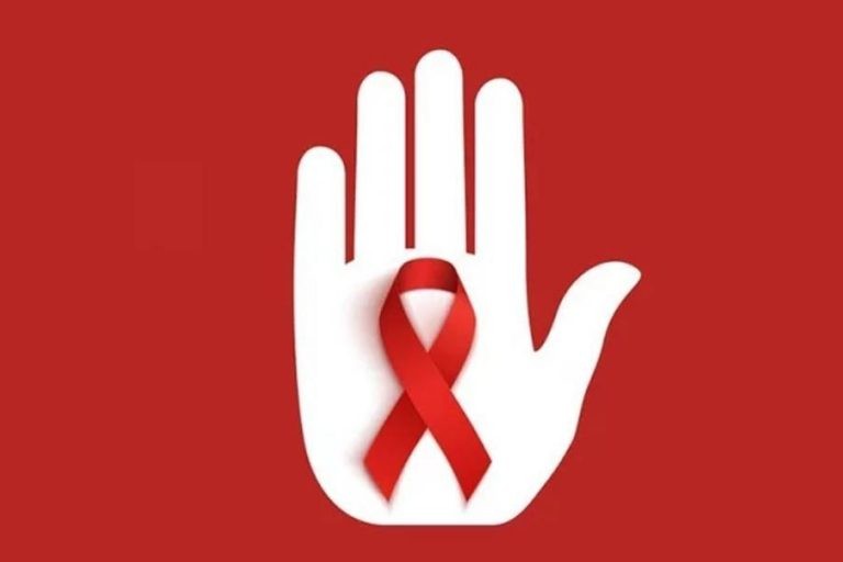 مدة ظهور أعراض الإيدز