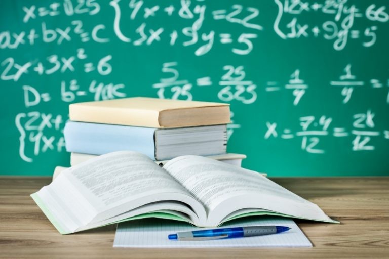 من الذي اخترع الرياضيات