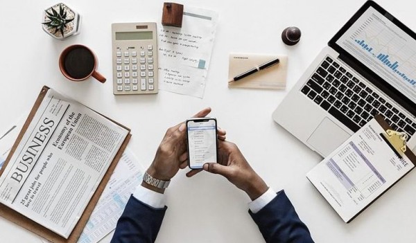 ما هي وظائف الصحافة في المجتمع