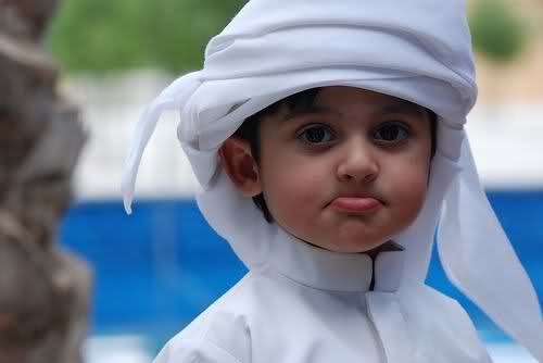 الثوب الإماراتي الرجالي 