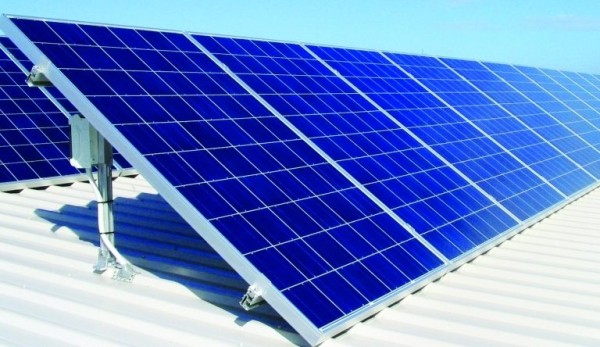 ما هي عدد الالواح الشمسية لتشغيل مكيف