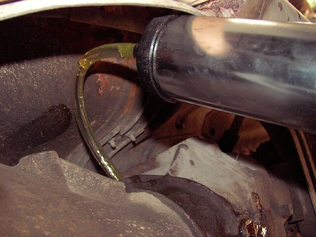 طريقة تغيير زيت القير عادي و اوتوماتيك